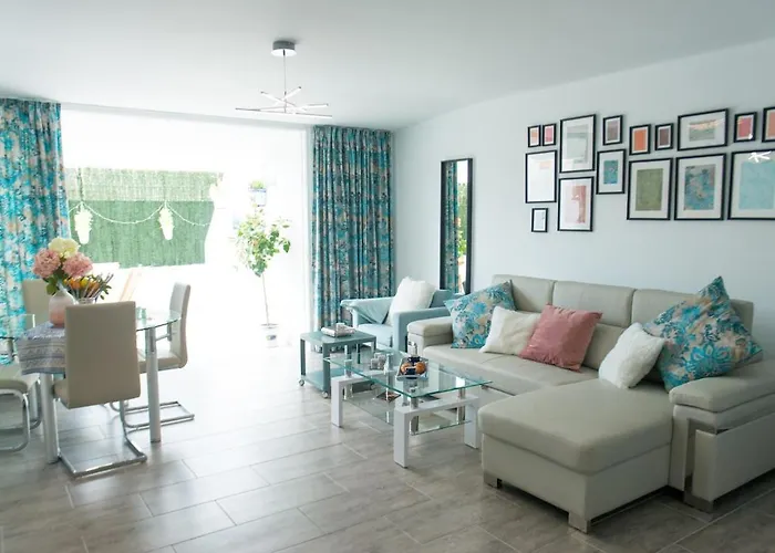 Ocean, Sun & Silence, Pool & Parking, Americas * Costa Adeje (Tenerife)