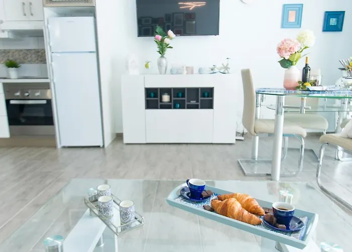 Apartment Ocean, Sun & Silence, Pool & Parking, Americas *