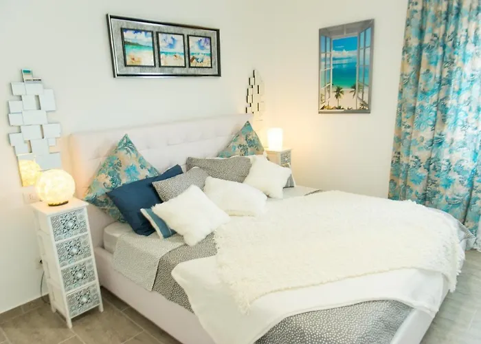 Apartment Ocean, Sun & Silence, Pool & Parking, Americas *