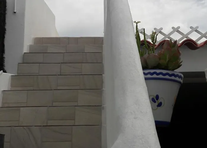 Ocean, Sun & Silence, Pool & Parking, Americas Apartment *